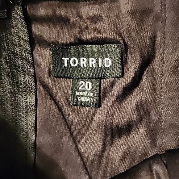 Torrid Black Peplum Babydoll Bodycon Cut Out Back‎ Career Party Dress Plus Sz 20 - Picture 9 of 9